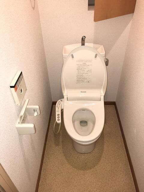 西麻布フラッツのトイレ
