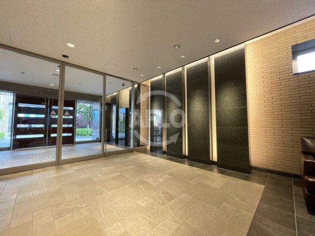 プレミスト西本町のロビー|プレミスト西本町　エントランス