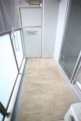 【バルコニー】 | エスプレイス大阪ガルフレジデンス | バルコニー付きです