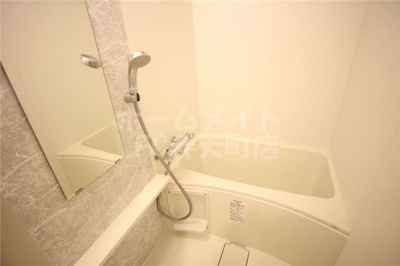 【浴室】 | エスプレイス大阪ガルフレジデンス | お風呂で日々の疲れを落としましょう