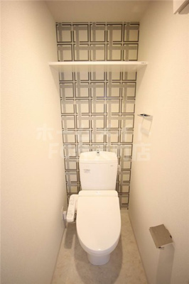 【トイレ】 | エスプレイス大阪ガルフレジデンス | 清潔感のあるトイレです