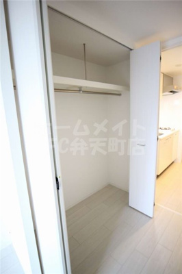 【収納】 | エスプレイス大阪ガルフレジデンス | ウォークインクローゼット