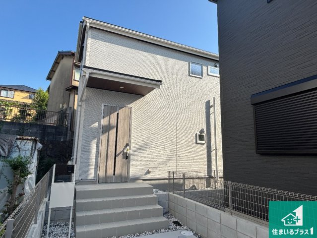 ■枚方市東香里元町　第4期　新築一戸建ての外観|安心の10年保証！外観を美しく保ち、雨水で汚れを落とします！気になることがありましたら、お気軽にお問い合わせください！