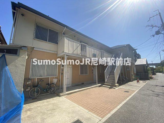シャルル武庫之荘の外観|おしゃれな外観です