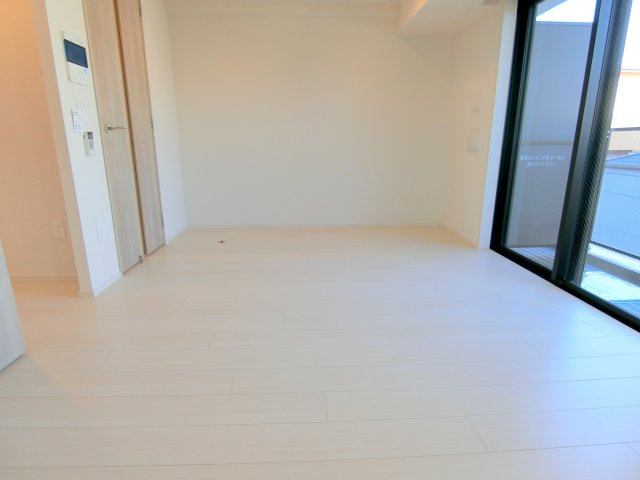 ラティエラ大森の居間・リビング