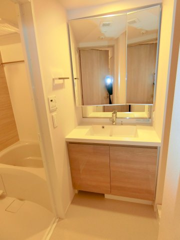 ラティエラ大森の洗面所