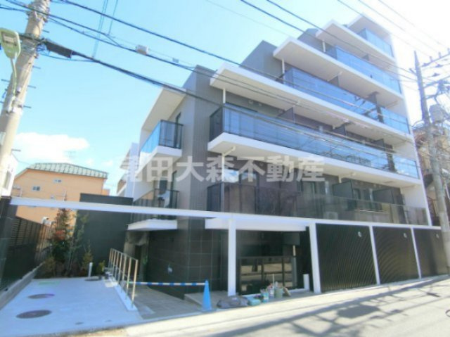 ラティエラ大森の外観|2018年2月築　RC鉄筋コンクリート造地上6階建て総戸数33戸インターネット無料ペット可
東京都大田区大森西2丁目　京浜急行本線平和島駅最寄り徒歩8分、大森町駅徒歩10分