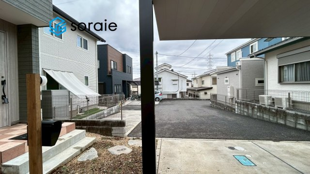 所沢市山口　中古戸建の前面道路含む現地写真|令和8年2月26日撮影。