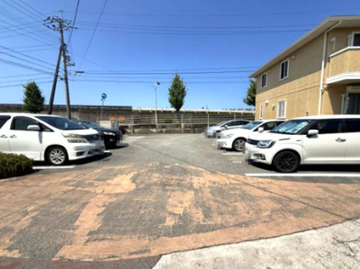 【駐車場】 | クウラージュ　F棟