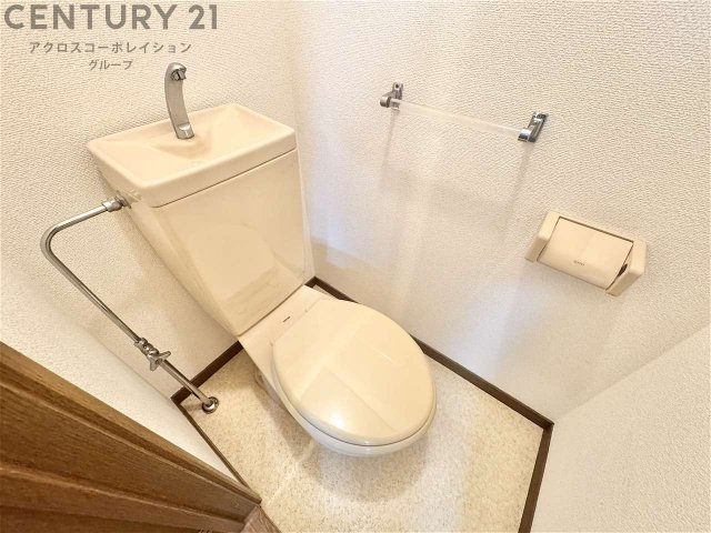 ゆったりとした空間のトイレです