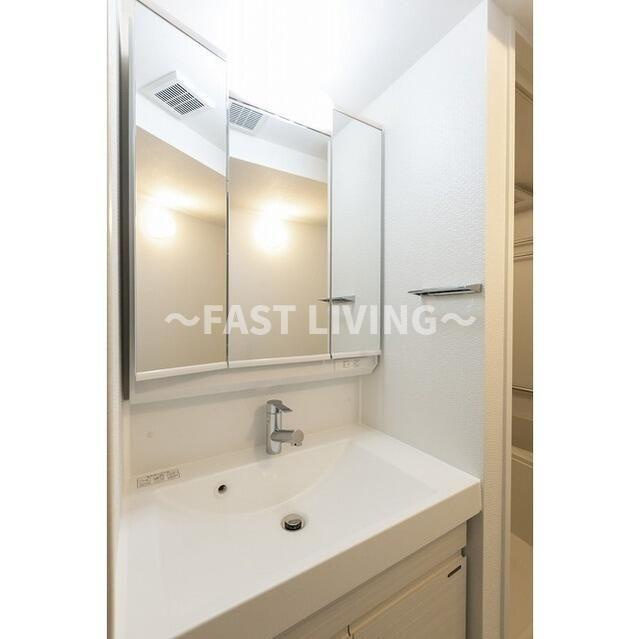 KURAMAE214の洗面所