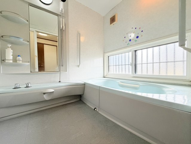 稲敷郡河内町中古住宅の浴室