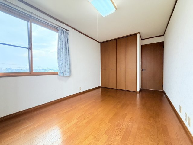 稲敷郡河内町中古住宅の洋室