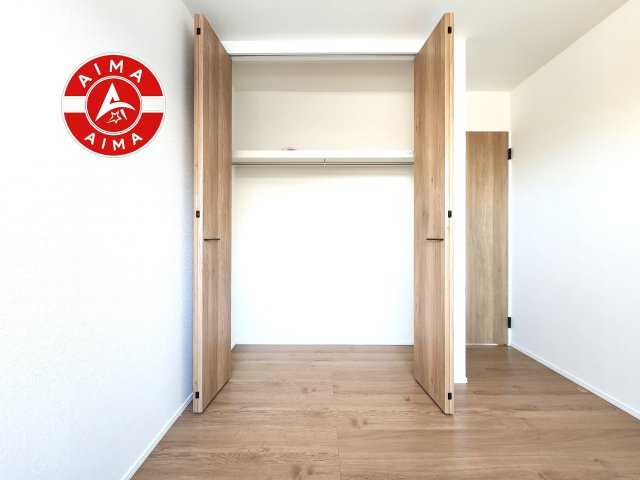 古賀市千鳥6丁目第5-5棟（1号棟）の内観：施工例|大きなスペースがあり、収納には困りません。