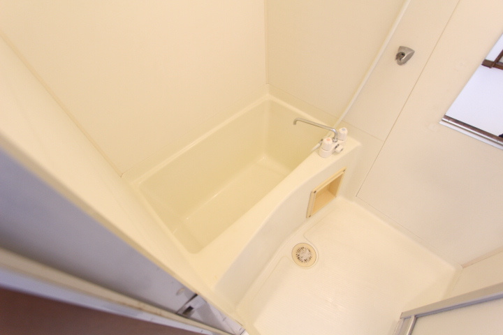 第２カーサENSHOの浴室