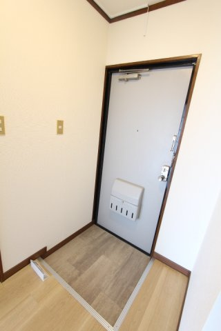 第２カーサENSHOの玄関