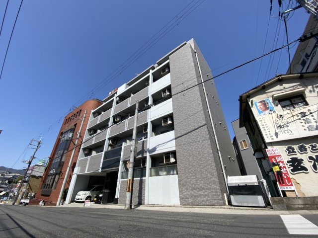 サンシャイン 富雄駅前