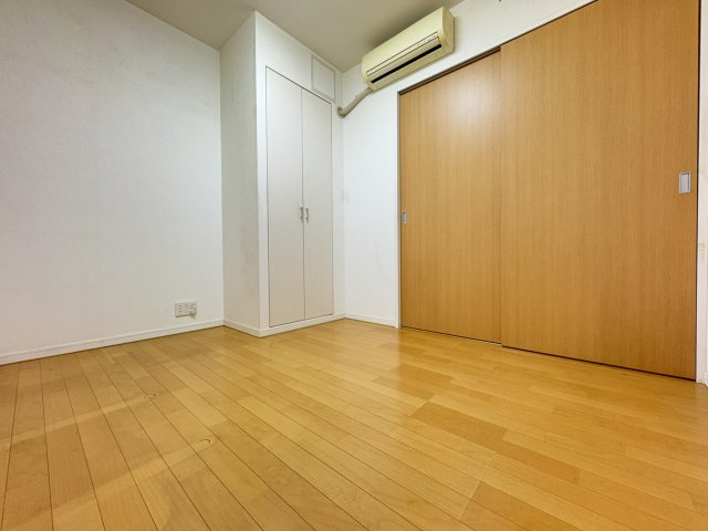 パークホームズ久米川の洋室