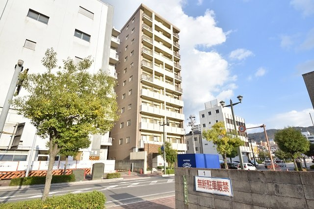 ルネス呉中央の外観