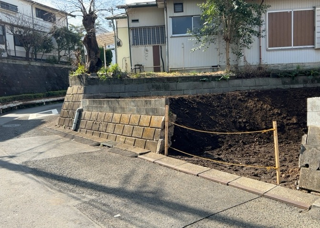 【外観】 | 販売されている全ての土地が、宅地用の土地であるとは限りません。都市計画法に基づき、基本的に住宅を建てることができるのは土地計画区であることに加え、市街化区域として定められている地域のみとなっています。