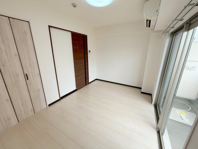 プロスパー十三の居間・リビング