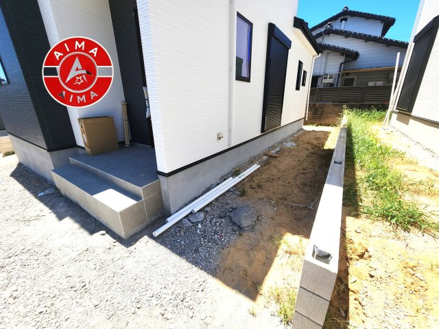 古賀市千鳥6丁目第5-5棟（3号棟）の外観|お庭で自由な時間を過ごせます。
