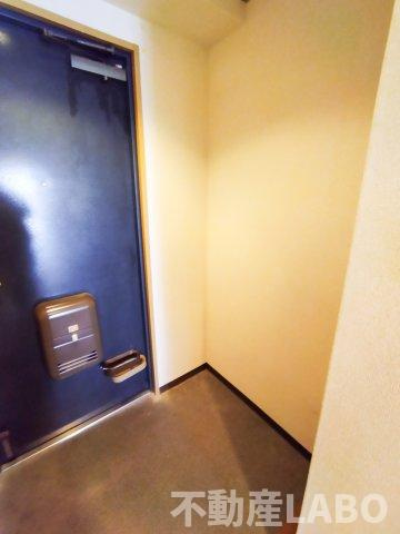 メゾンミヤビの玄関