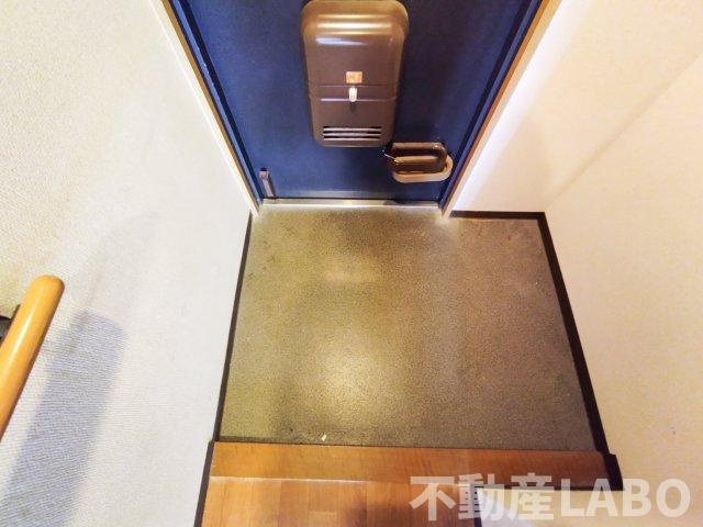 メゾンミヤビの玄関