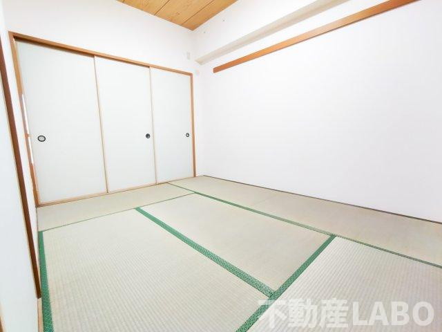 メゾンミヤビの和室