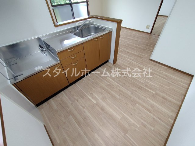 ラ・ポールＭＡＥＨＡＴＡ　Ａのキッチン|別部屋写真です。