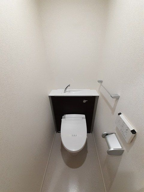 ルナ　ブリランテ浅草のトイレ