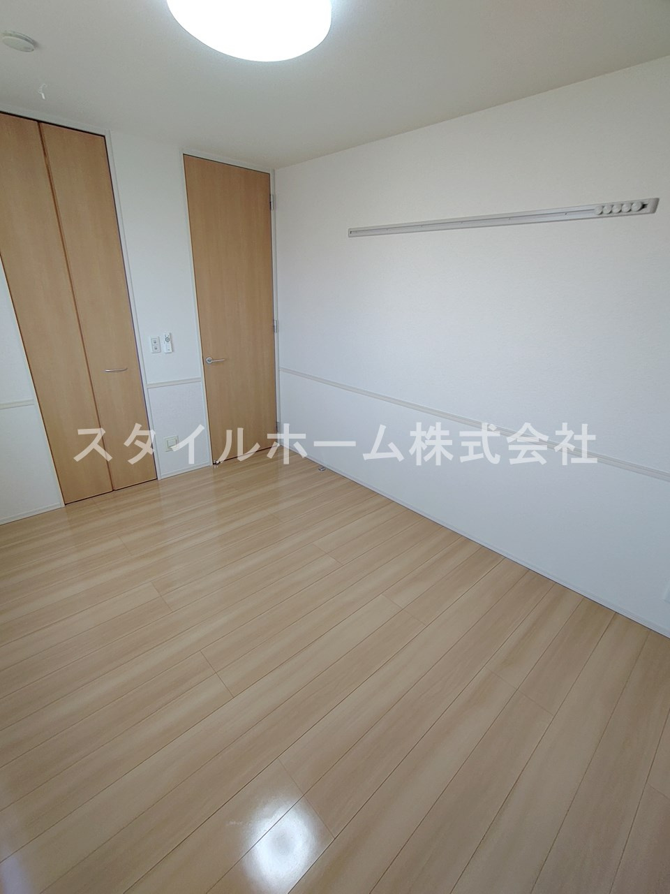 ボヌールⅡの居間・リビング