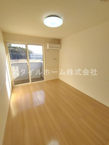 ボヌールⅡの居間・リビング