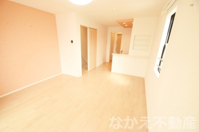 【居間・リビング】 | ゆったり過ごせる居間です