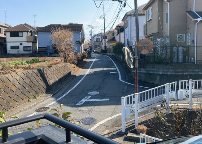 【展望】 | 眺望を気にして物件を探す場合、前面に建物が建っていないか現地で確認しましょう！前面に建物があると景色はもちろん、日当たりや風通しにも影響が出てきます。住んだ時のことを想像しながら現地見学をしましょう。