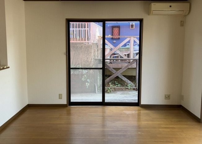 【居間・リビング】 | リビングの間取りの種類は大きくわけてリビングとダイニングが別になっているタイプ、リビングダイニング一体型です。どちらも一長一短ですので、家を選ぶ時はその両面をチェックして決めるようにしましょう。