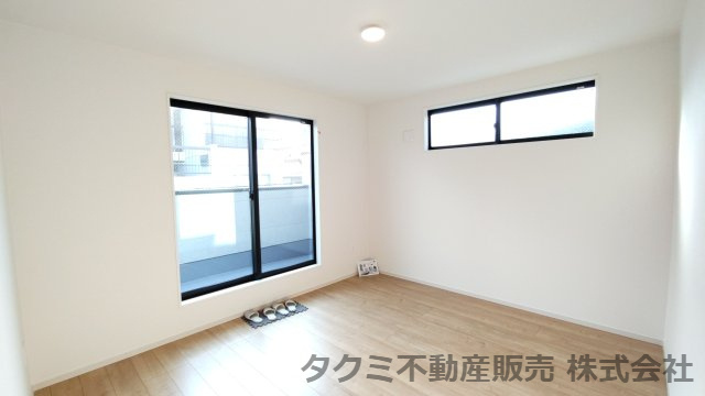 神戸市垂水区星陵台　新築一戸建の洋室