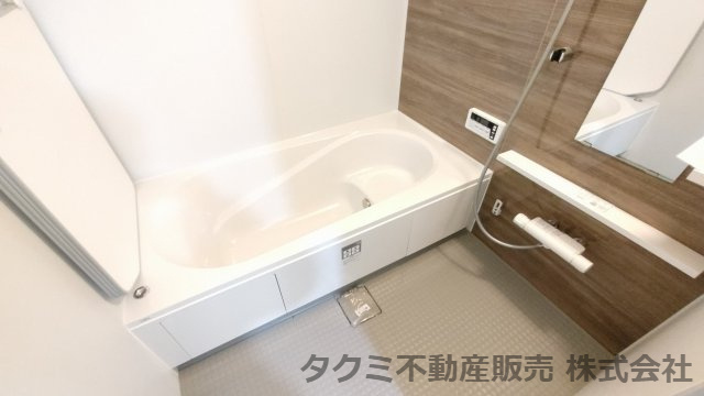 神戸市垂水区星陵台　新築一戸建の浴室
