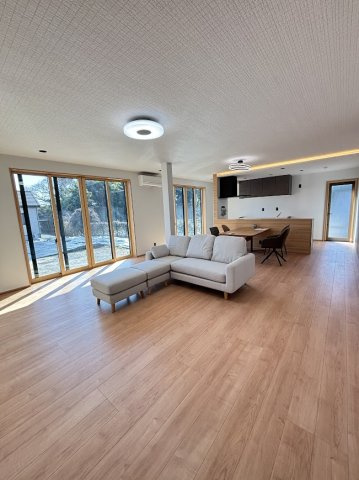 【居間・リビング】 | 東区画図町下無田