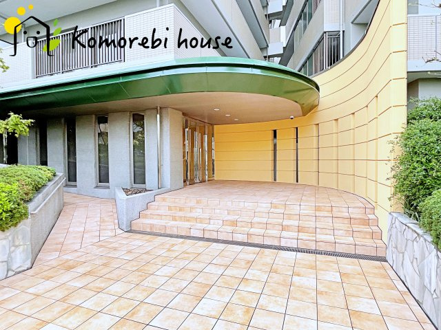 大宮パーク・ホームズのエントランス|建物の内部です