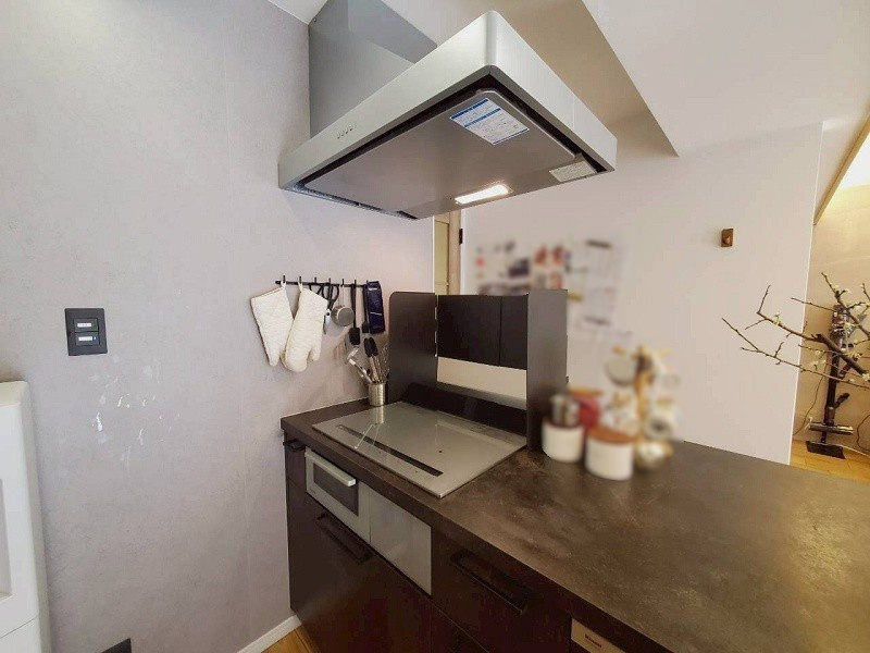 高知市鴨部アーネスト能茶山　中古マンションのキッチン|IHクッキングヒーターです☆