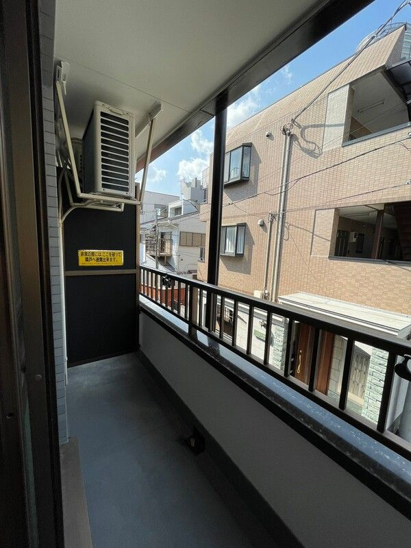 トウセンハイツ京島のバルコニー