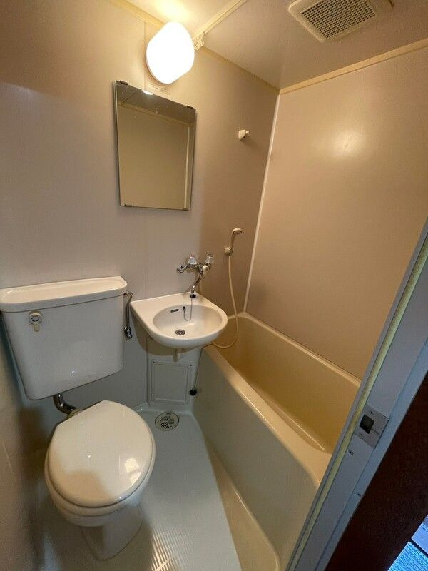 トウセンハイツ京島の浴室