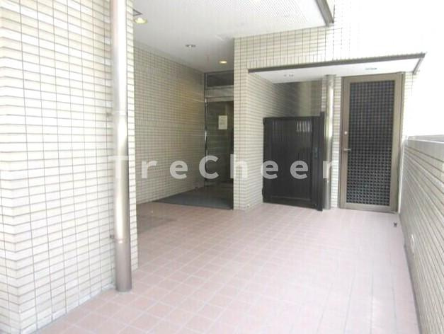 フェリス松本九段のエントランス