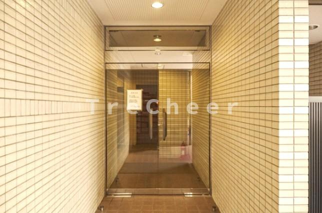 フェリス松本九段のエントランス