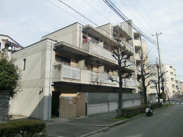ロマネスク御影の外観