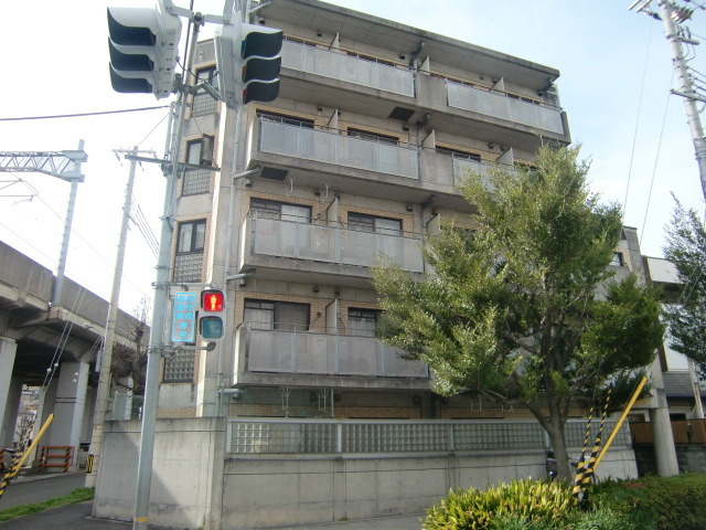 ロマネスク御影の外観