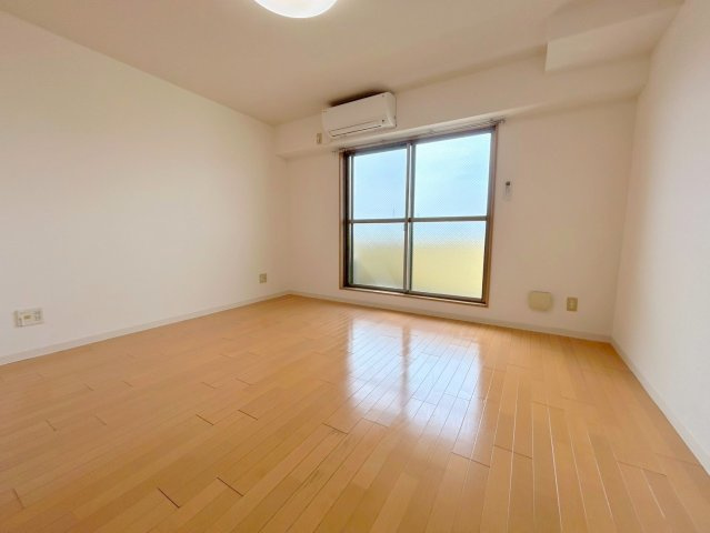 フローライト上新庄駅前の内装