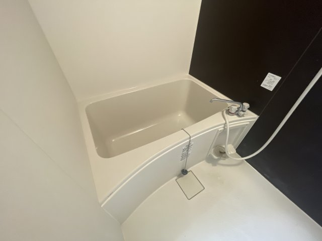 秋定マンションの浴室