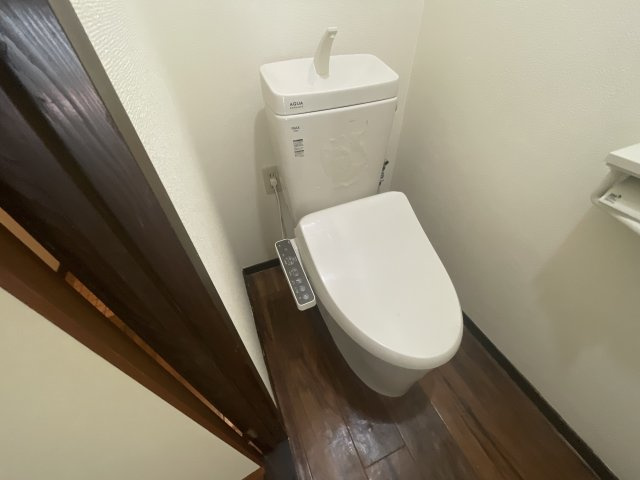 秋定マンションのトイレ